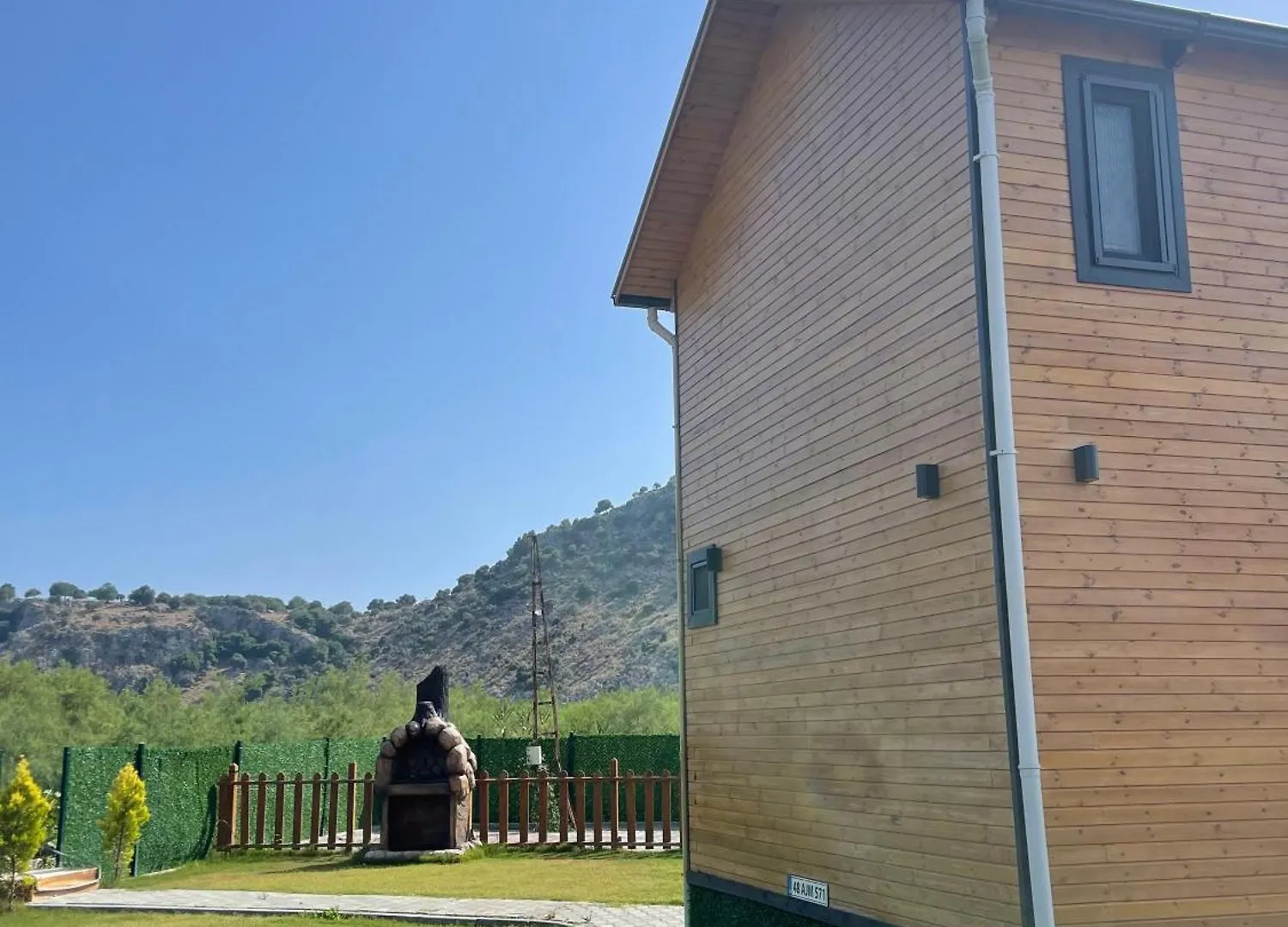 101 Guen Kiralik Havuzlu Lake House Kayacik دالامان