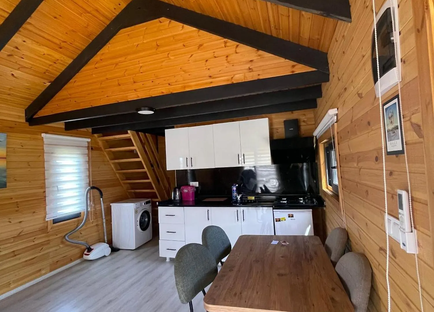 بيت للعطل 101 Guen Kiralik Havuzlu Lake House Kayacik دالامان