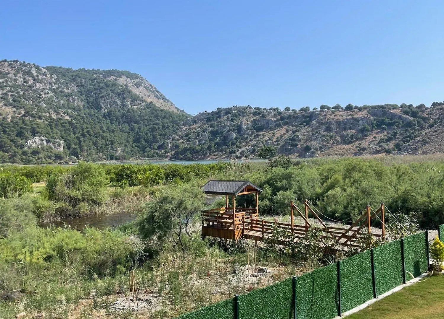 101 Guen Kiralik Havuzlu Lake House Kayacik دالامان 0*,