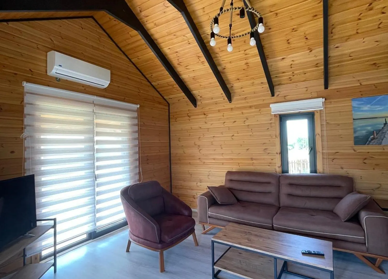 101 Guen Kiralik Havuzlu Lake House Kayacik دالامان بيت للعطل